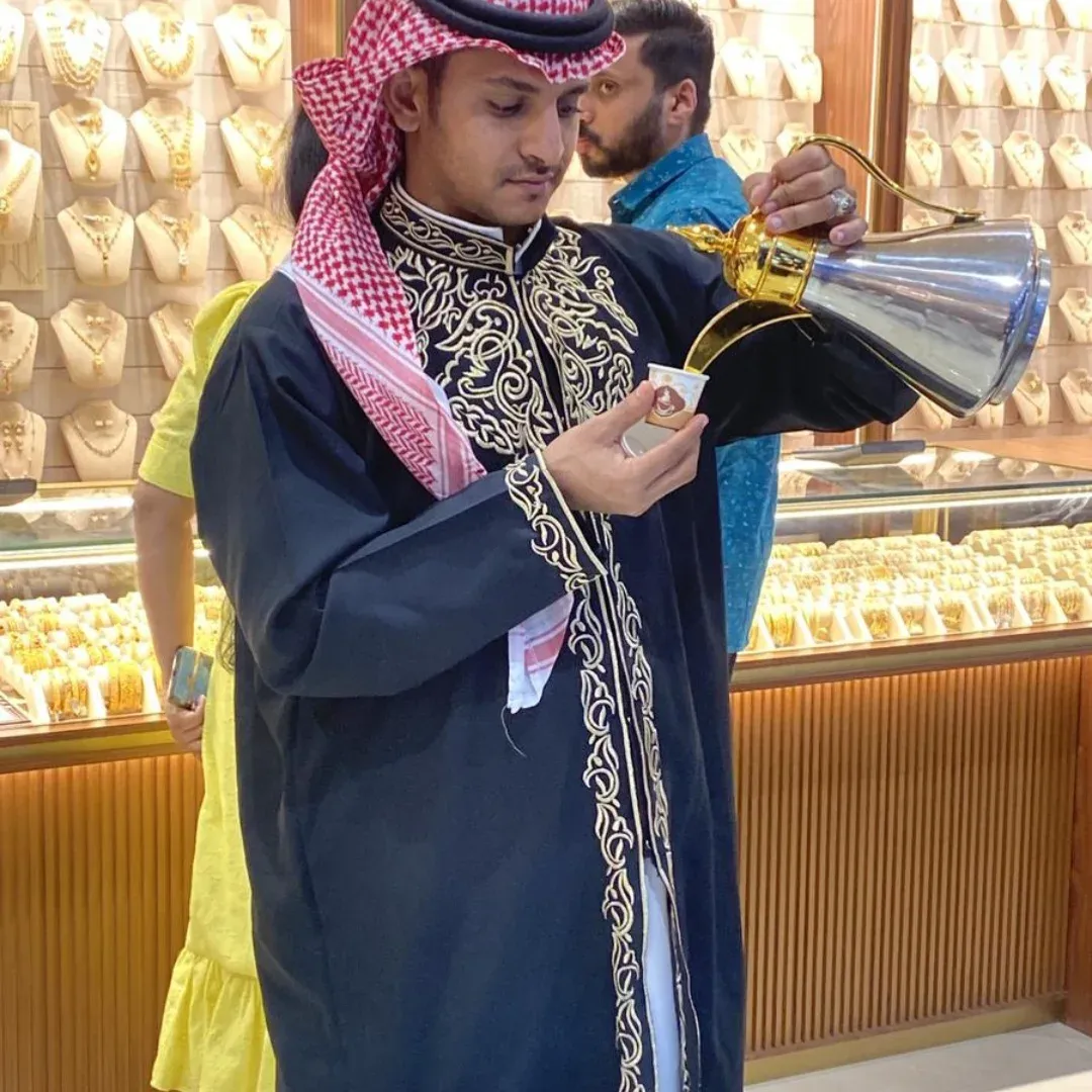 قهوجي وصبابين في الرياض
